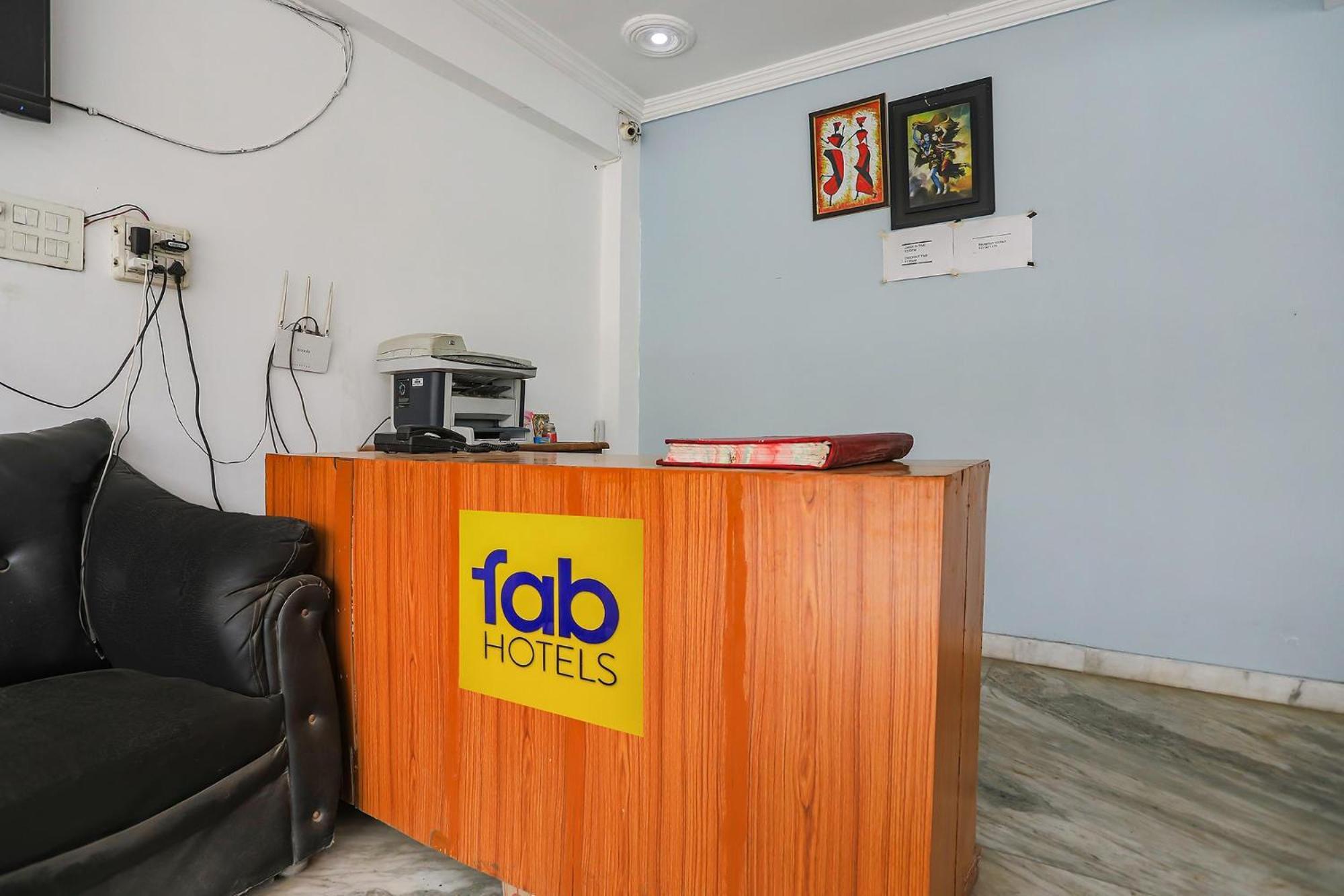 Hotel Fabexpress Samira Residency, Near Botanical Garden Noida Exterior foto