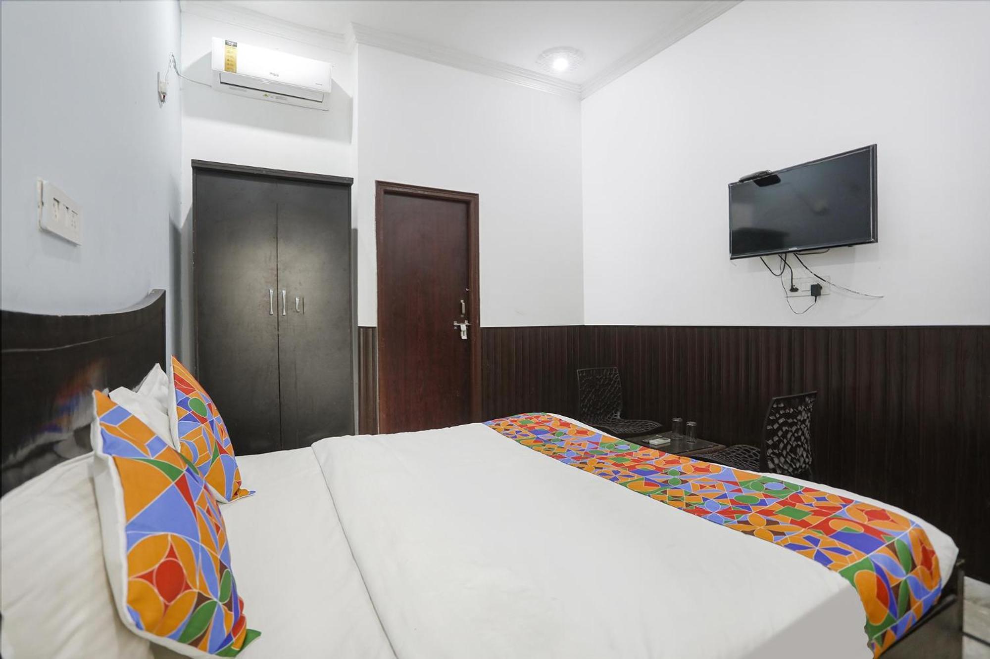 Hotel Fabexpress Samira Residency, Near Botanical Garden Noida Exterior foto