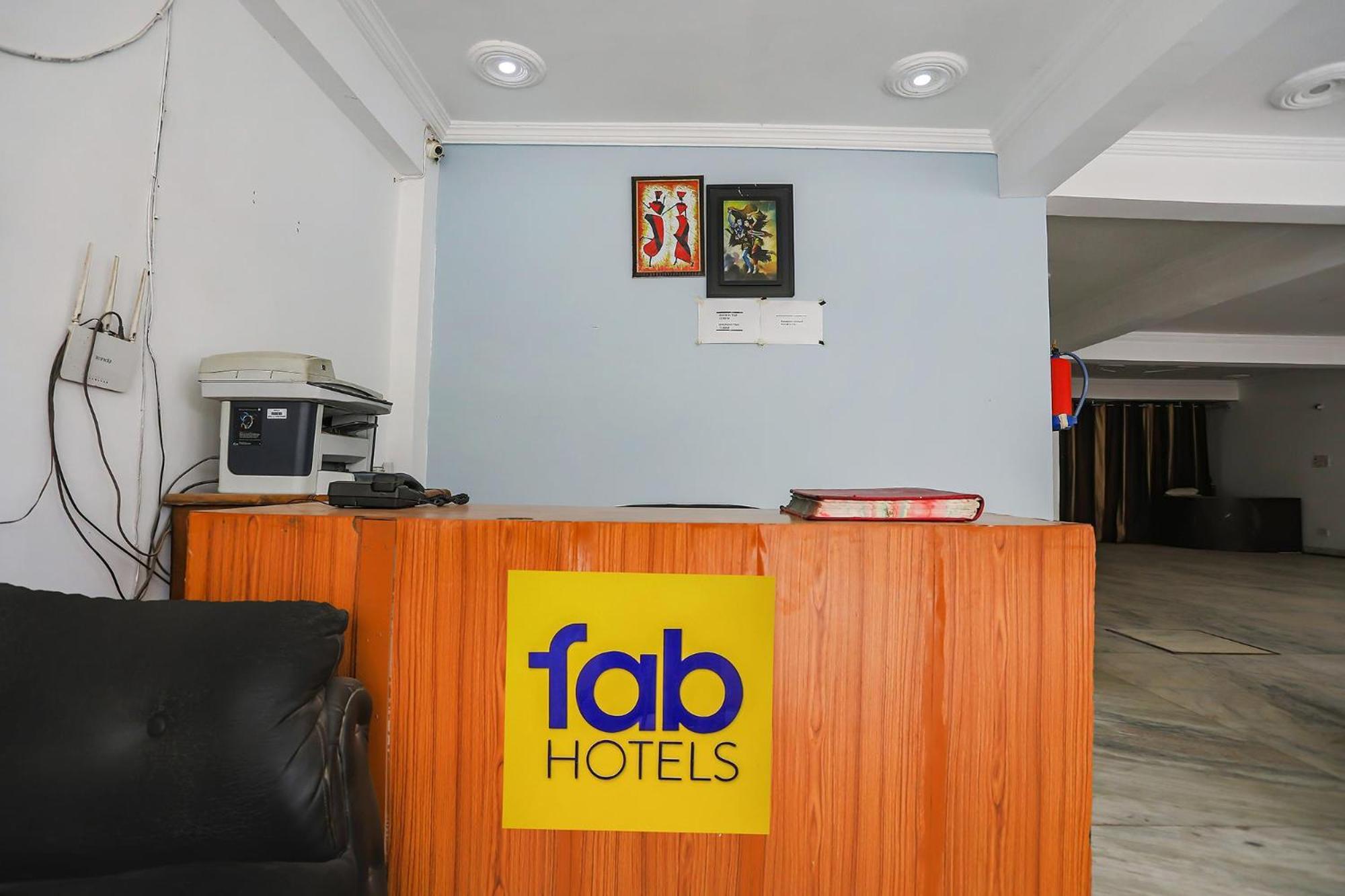 Hotel Fabexpress Samira Residency, Near Botanical Garden Noida Exterior foto